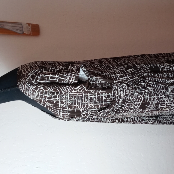 Level Eight Dress - Picture 2 of 5